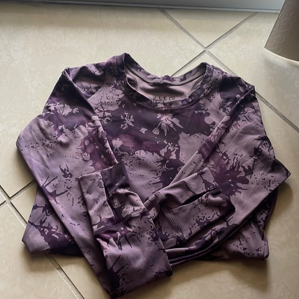 Foundation long sleeve cyclone